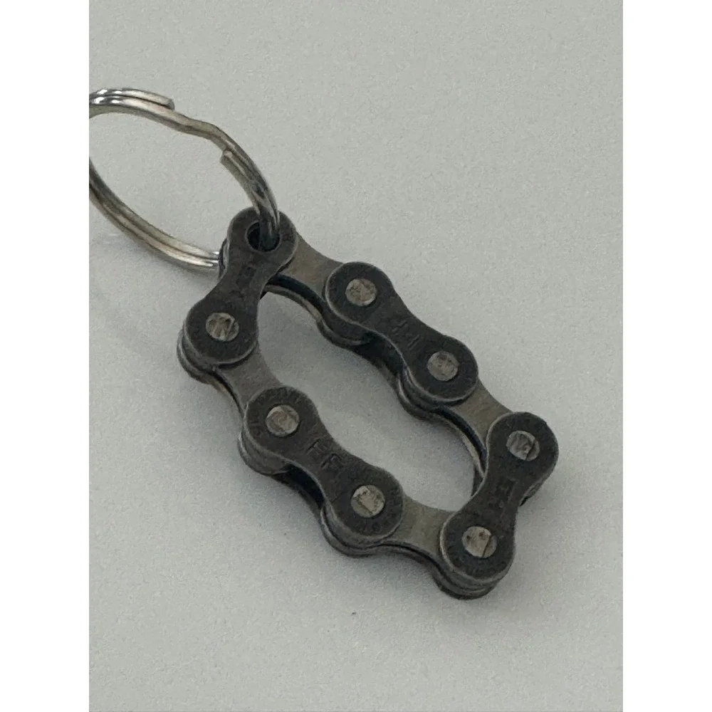 Upcycled Bicycle Chain Loop Keychain Silver Tone Industrial Cyclist Gift HG VIA‎